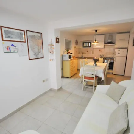 Fuer 5 Personen Ca 45 M In Novigrad, Adriakueste Kroatien Westkueste Von Istrien Apartment *