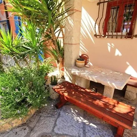 Fuer 5 Personen Ca 45 M In Novigrad, Adriakueste Kroatien Westkueste Von Istrien * Novigrad (Istria)