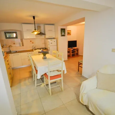 Apartment Fuer 5 Personen Ca 45 M In Novigrad, Adriakueste Kroatien Westkueste Von Istrien *
